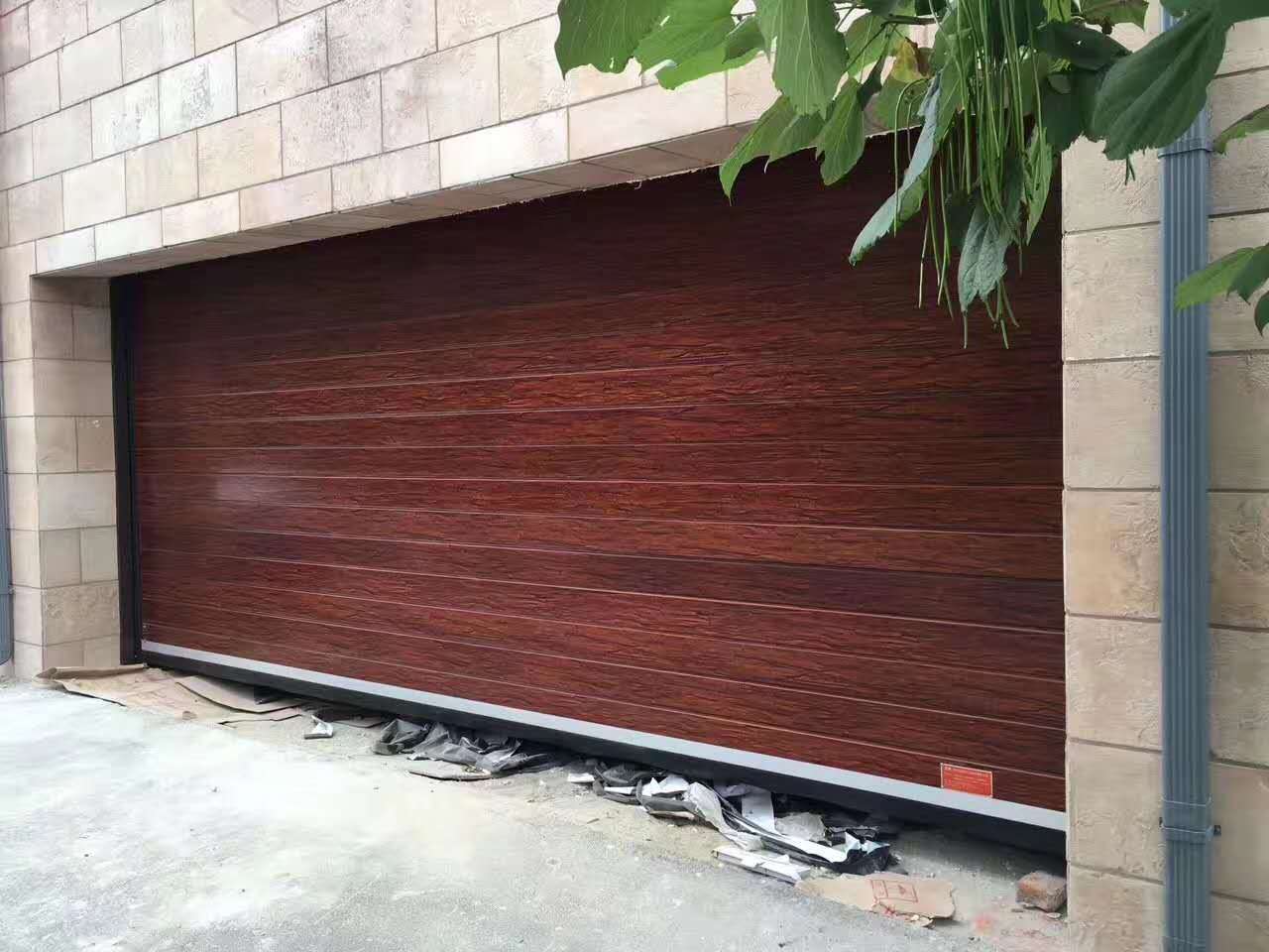 電動卷簾門齒輪噪音是怎么形成的？