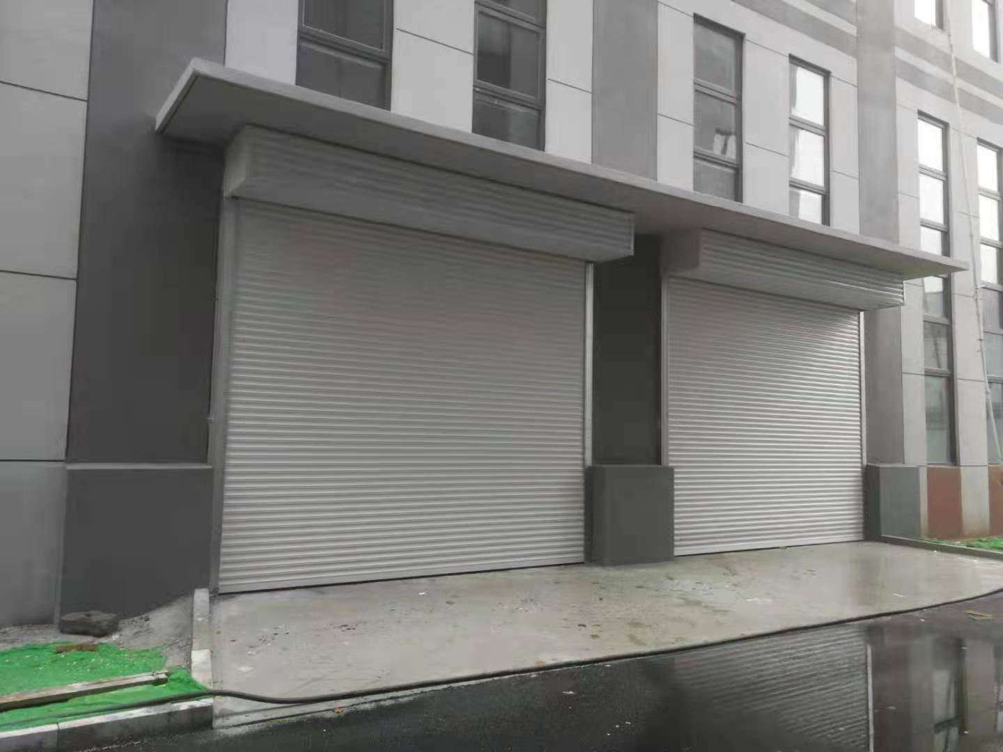 濟(jì)南卷簾門使用過程中卷不上去了咋回事？